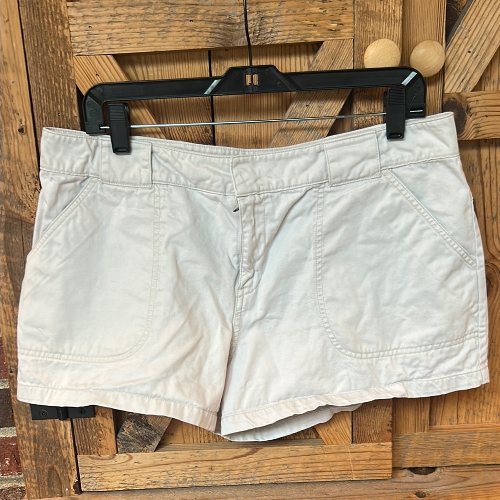 Women’s Classic light khaki Women's Old Navy Shorts